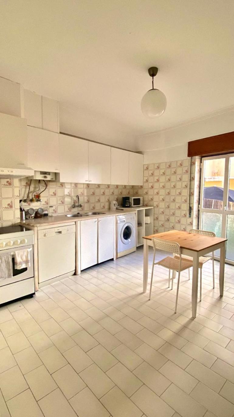 Chiado Appartment With Terrace 2 Lisbon Exterior photo
